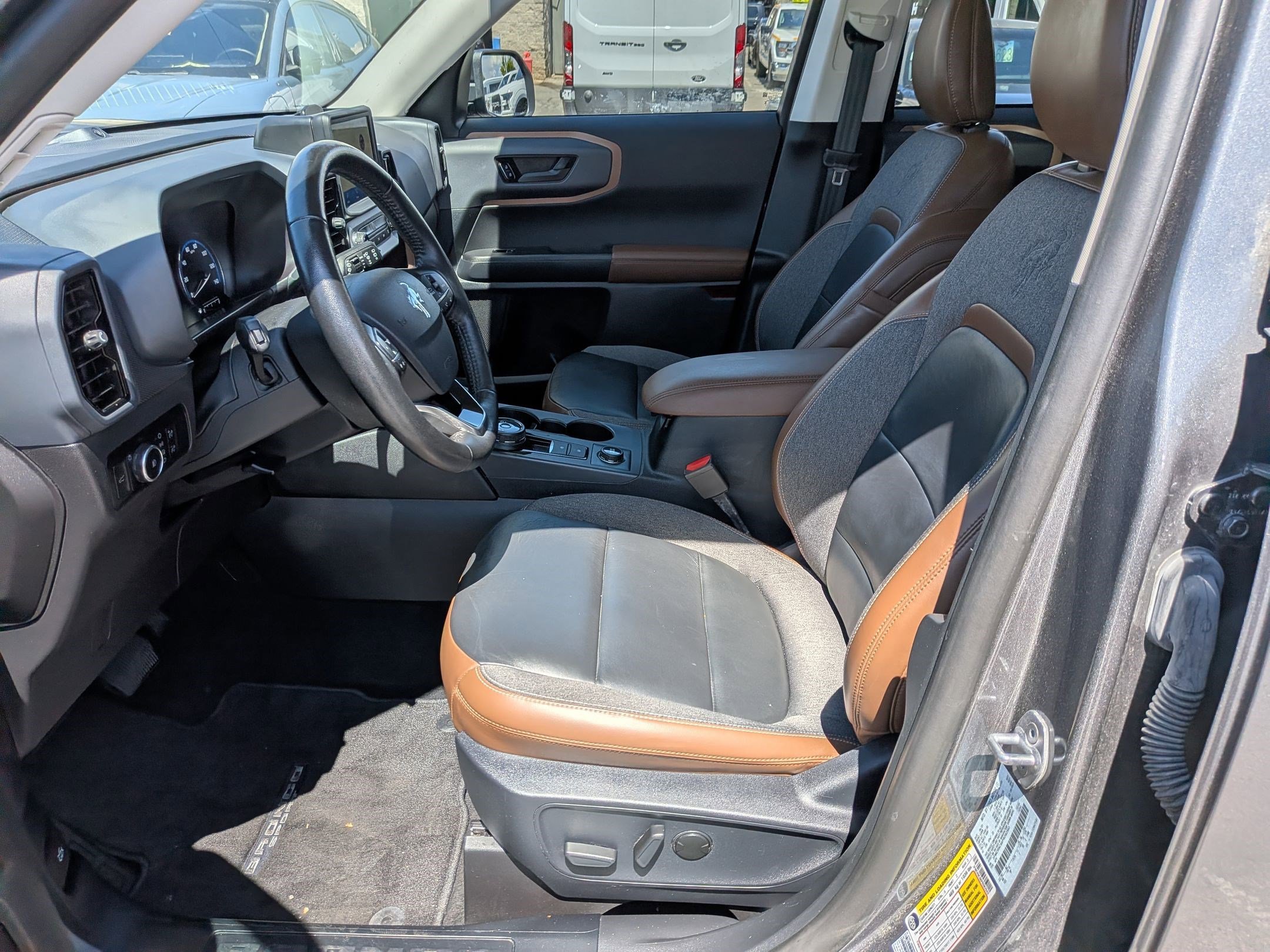Certified 2023 Ford Bronco Sport Outer Banks w/ Tech Package AWD/4WD image 27