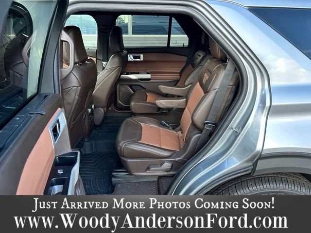 Certified 2022 Ford Explorer King Ranch w/ Premium Technology Package AWD/4WD image 17