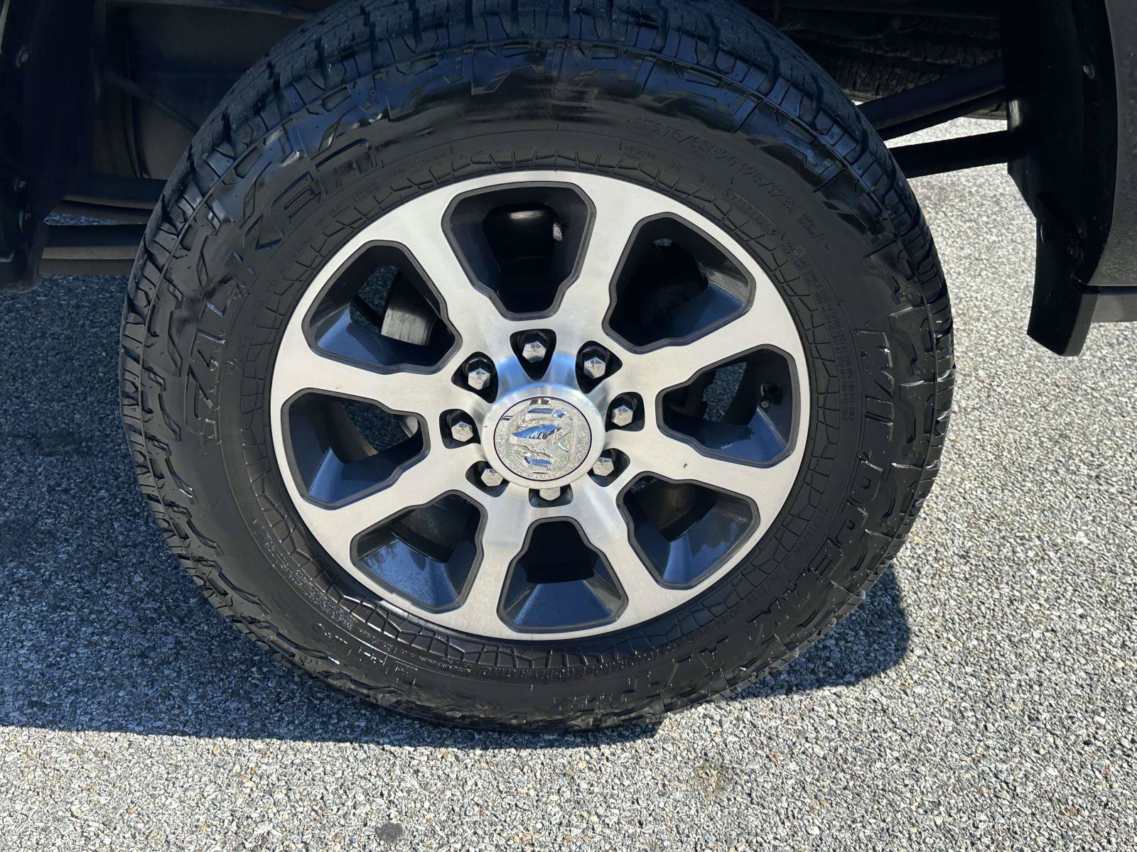 Used 2024 RAM 3500 Limited w/ Safety Group AWD/4WD image 33