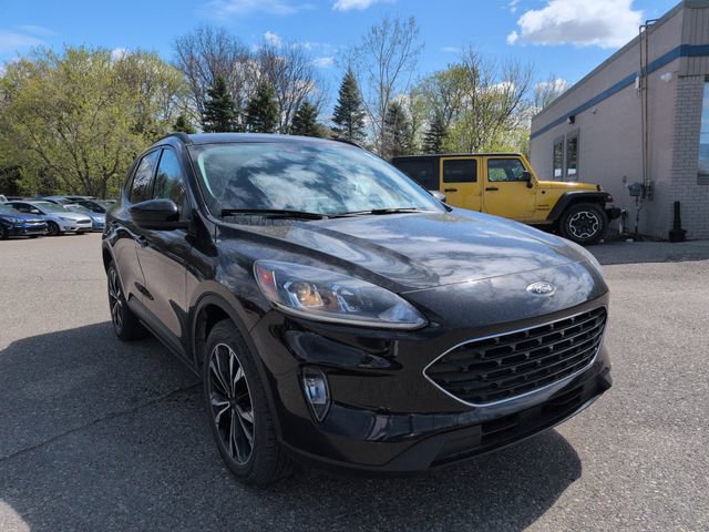 Certified 2021 Ford Escape SEL w/ SEL Stealth AWD Package image 3