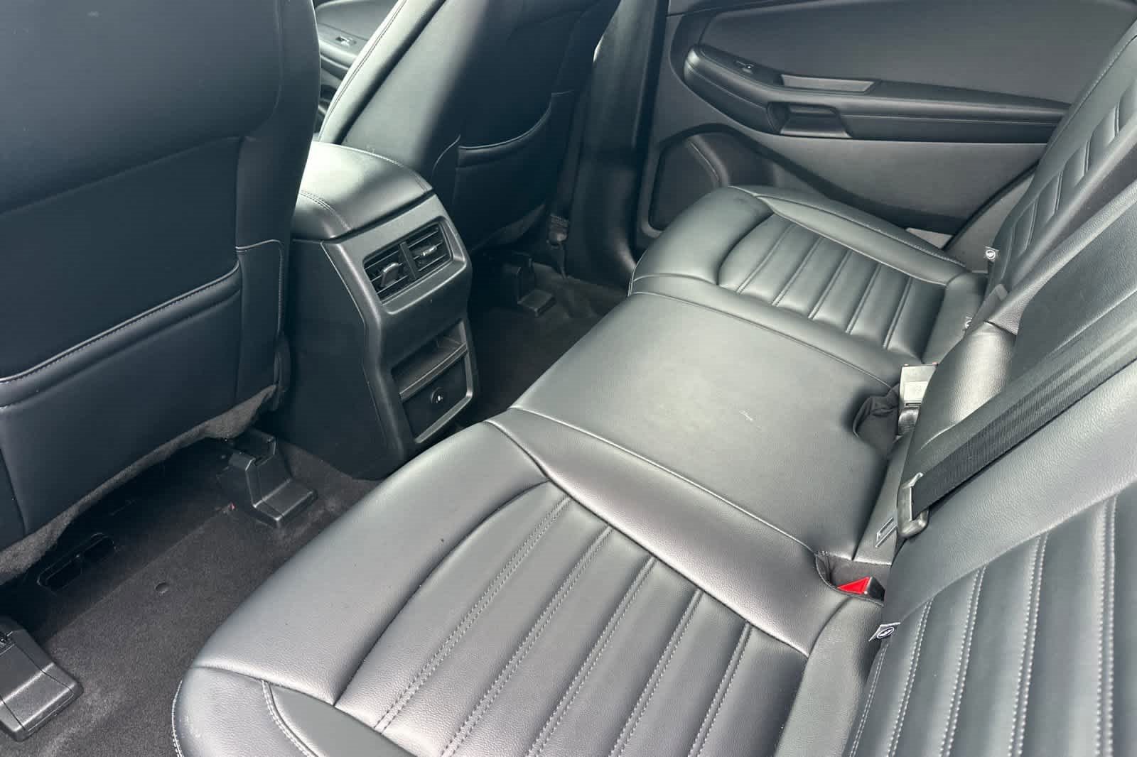 Certified 2024 Ford Edge SEL image 10