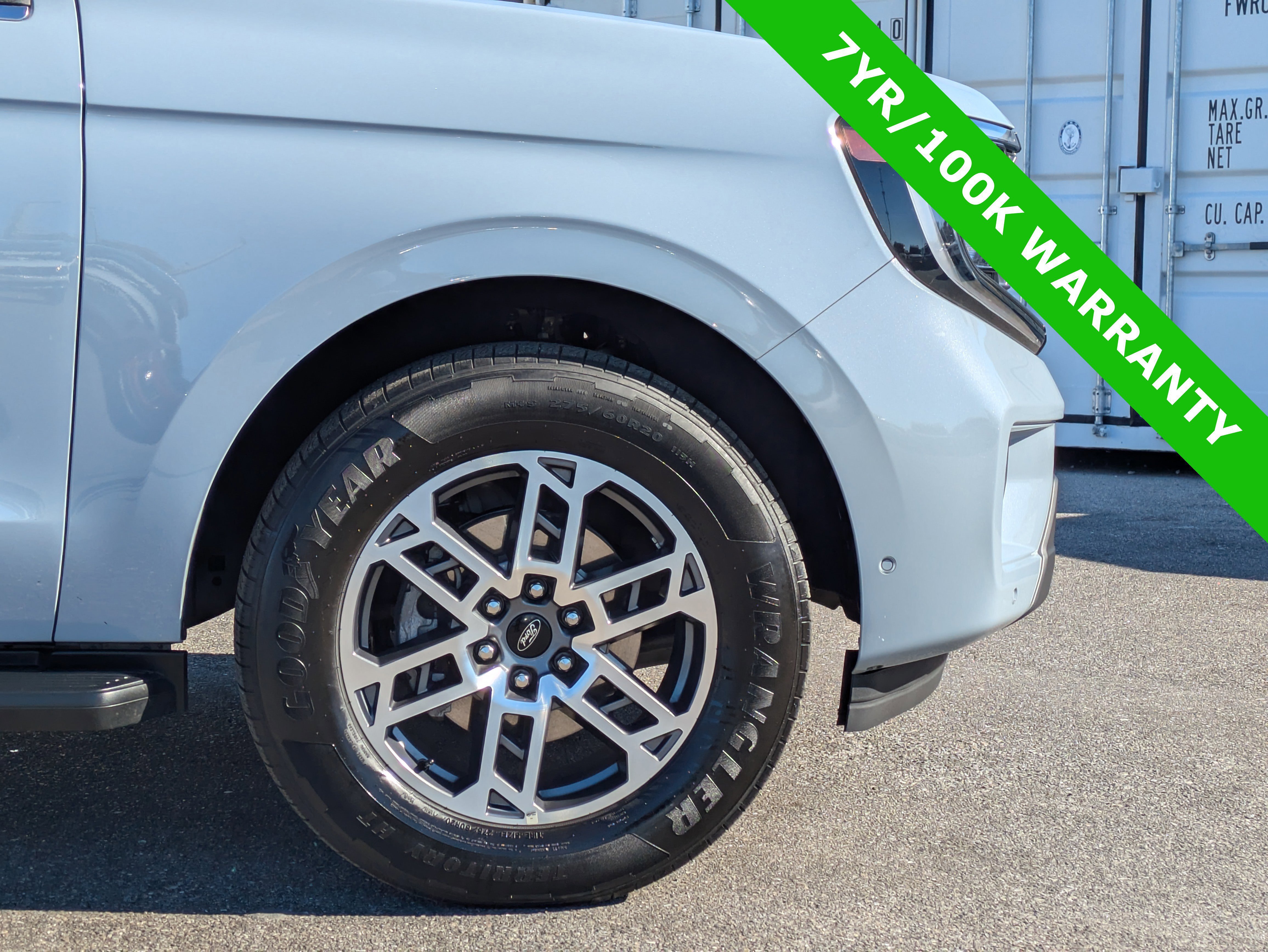 Certified 2025 Ford Expedition Max Active image 12