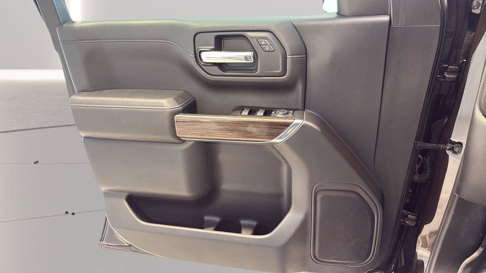 Used 2019 Chevrolet Silverado 1500 LT w/ All-Star Edition AWD/4WD image 21