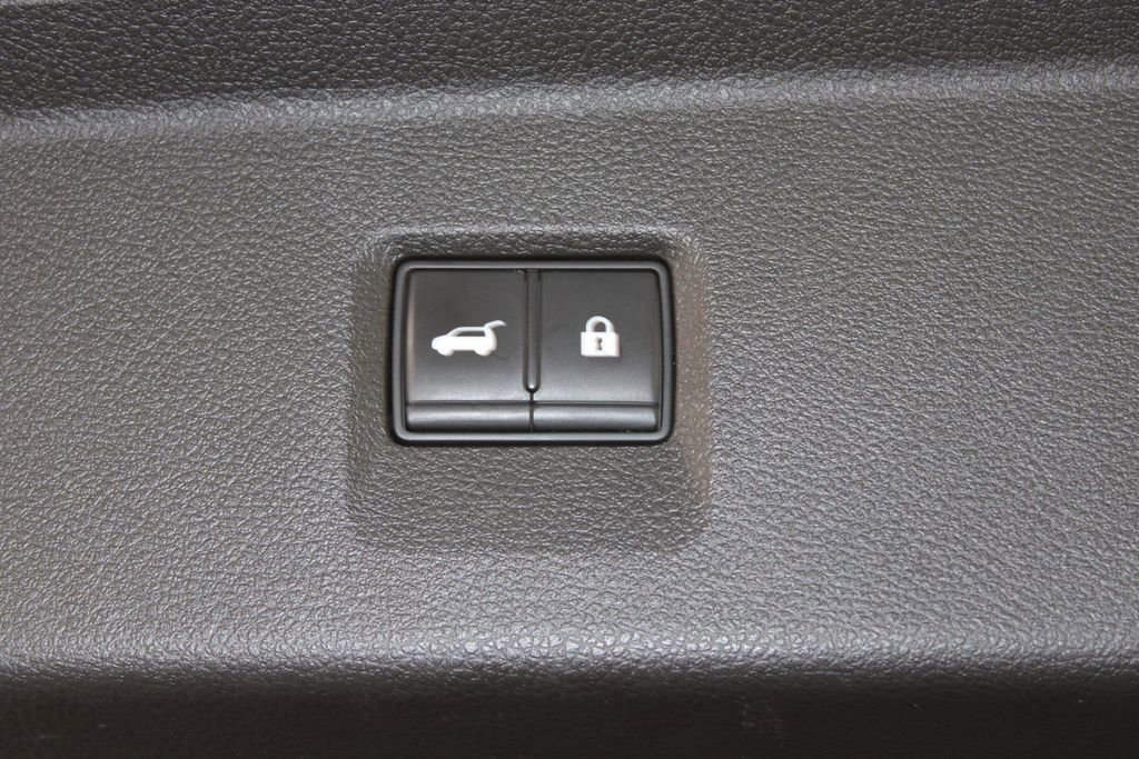 Used 2022 INFINITI QX60 Sensory w/ Cargo Package image 18