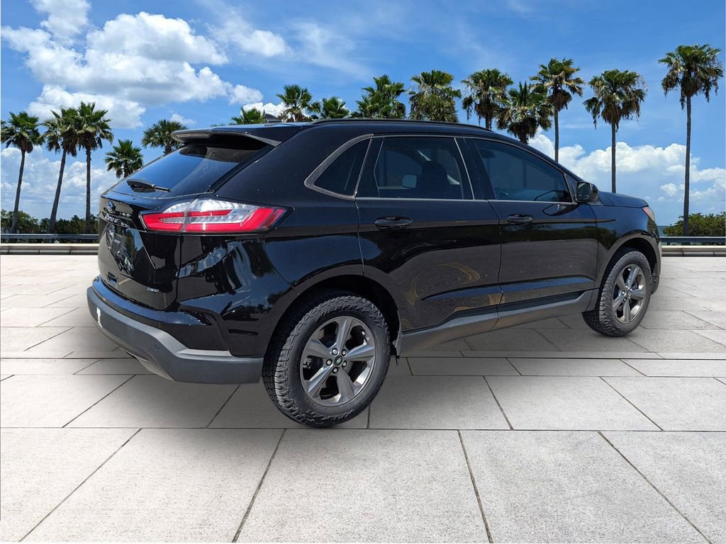 Certified 2024 Ford Edge SEL w/ Sport Appearance Package image 5