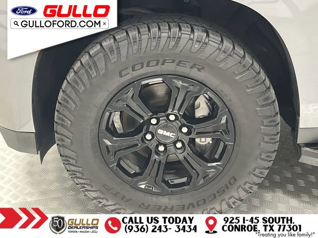Used 2022 GMC Yukon XL SLE w/ Gmc Pro Safety Plus Package AWD/4WD image 32