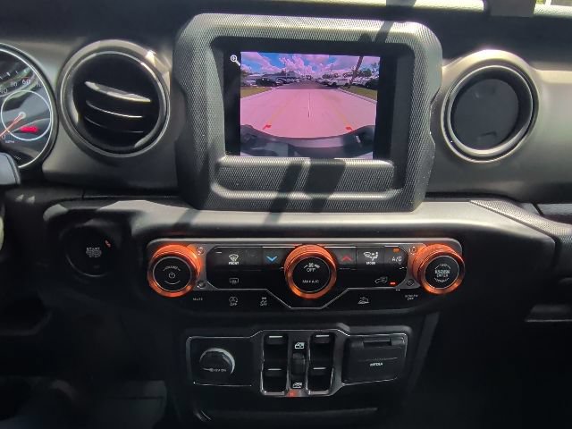 Used 2023 Jeep Gladiator Sport AWD/4WD image 21
