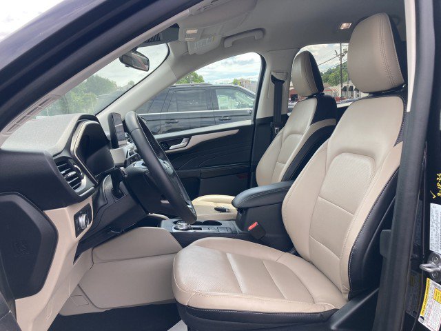 Certified 2021 Ford Escape SEL AWD/4WD image 26