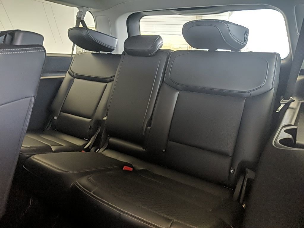 Certified 2025 Ford Expedition Max Platinum image 16