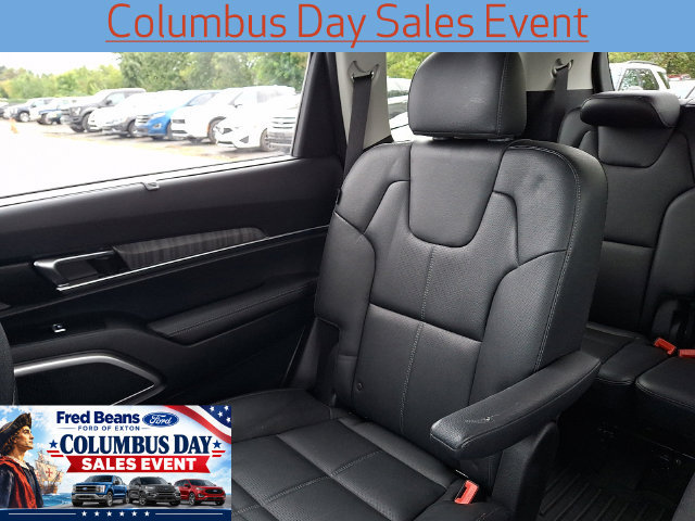 Used 2024 Kia Telluride EX w/ EX Captain's Chair Package FWD image 18