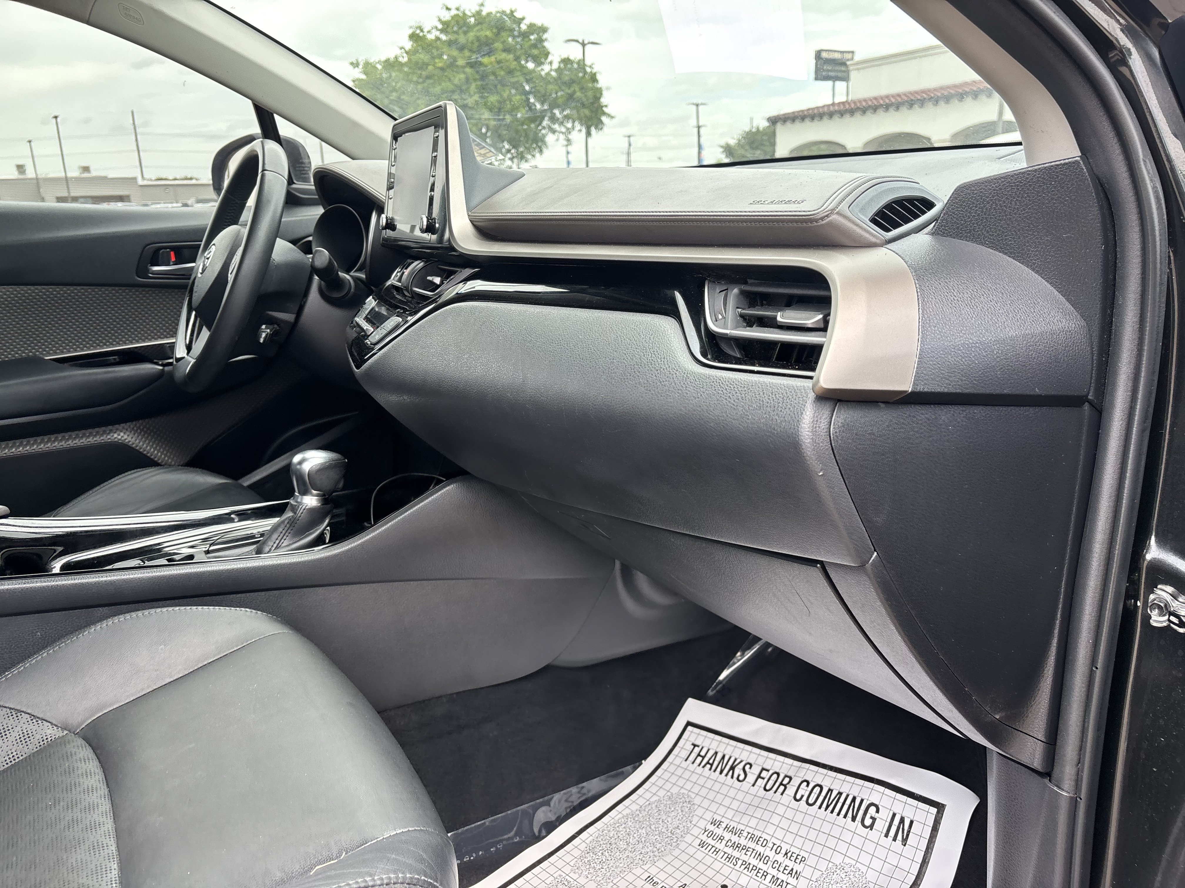 Used 2021 Toyota C-HR Limited FWD image 25