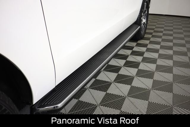 Certified 2023 Ford Expedition XLT image 25