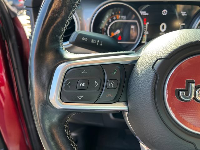 Used 2021 Jeep Gladiator Overland AWD/4WD image 13