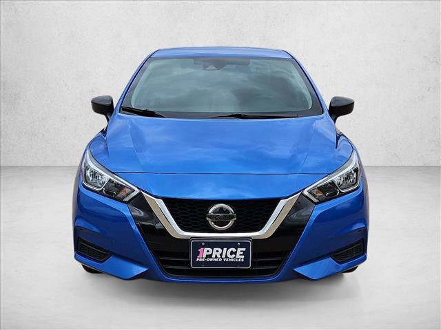 Used 2022 Nissan Versa S FWD image 2