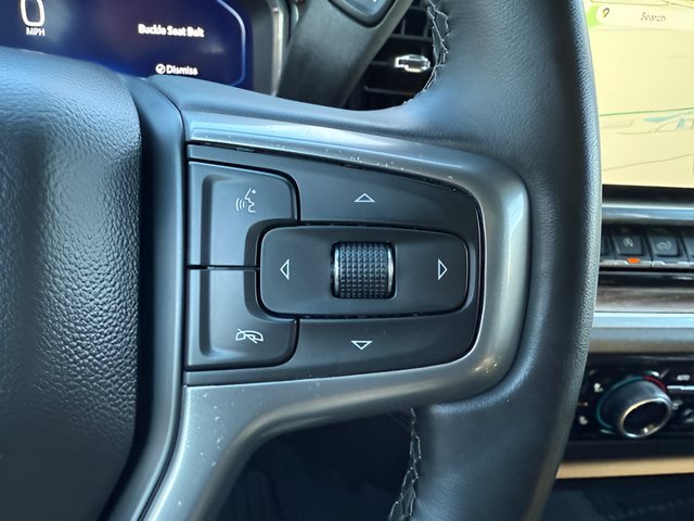 Used 2025 Chevrolet Silverado 1500 LT AWD/4WD image 19