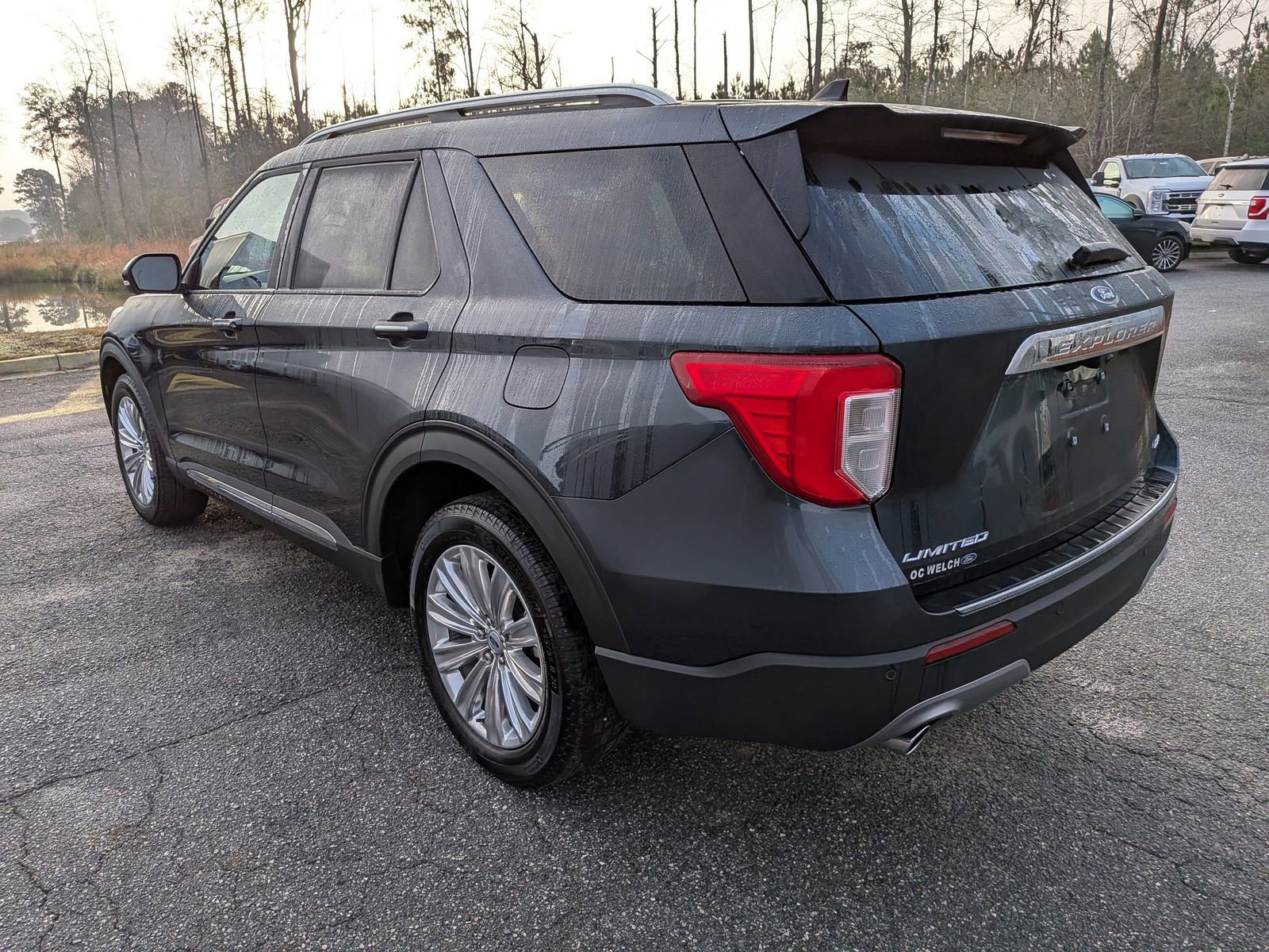 Certified 2023 Ford Explorer Limited w/ Limited Technology Package image 3