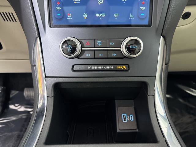 Certified 2022 Ford Edge Titanium image 23
