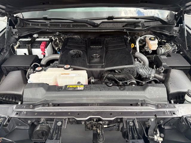 Used 2022 Toyota Tundra Platinum AWD/4WD image 9