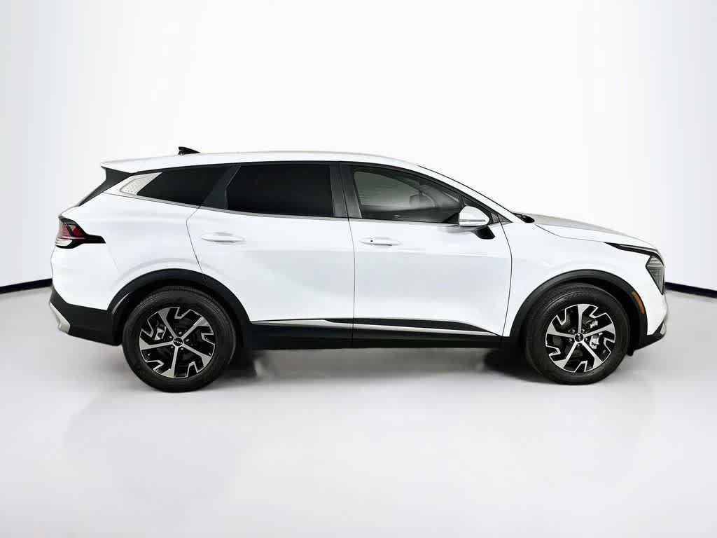 Used 2025 Kia Sportage EX FWD image 6