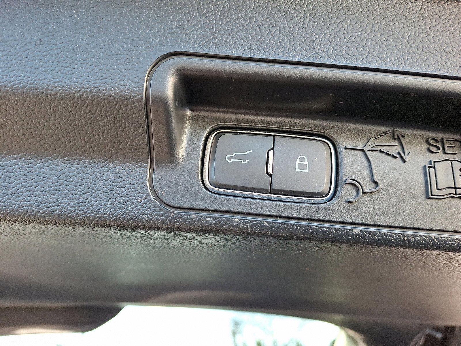 Certified 2023 Ford Explorer XLT w/ Equipment Group 202A image 31