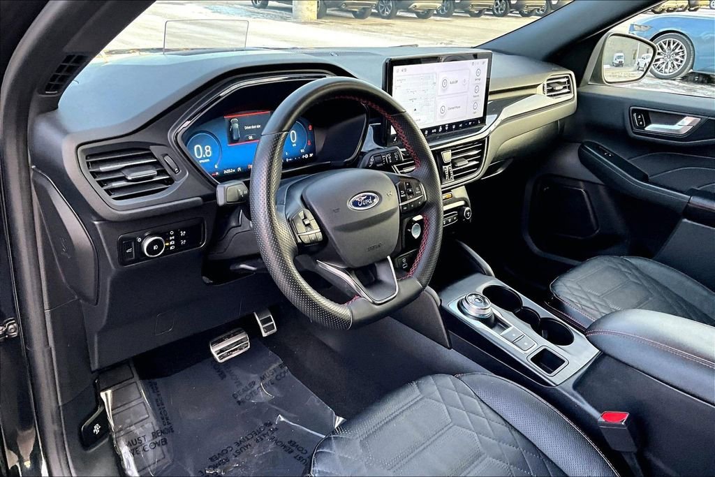 Certified 2023 Ford Escape ST-Line Elite w/ Premium Technology Package AWD/4WD image 13