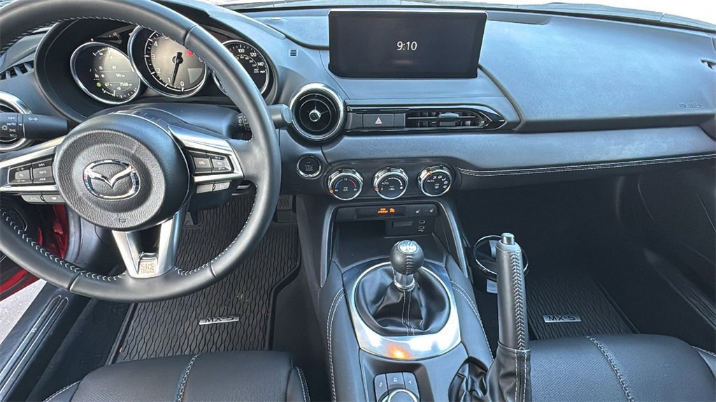 Used 2025 MAZDA MX-5 Miata Grand Touring w/ Weather Package image 9