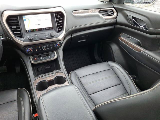 Used 2021 GMC Acadia Denali w/ Denali Ultimate Package AWD/4WD image 11