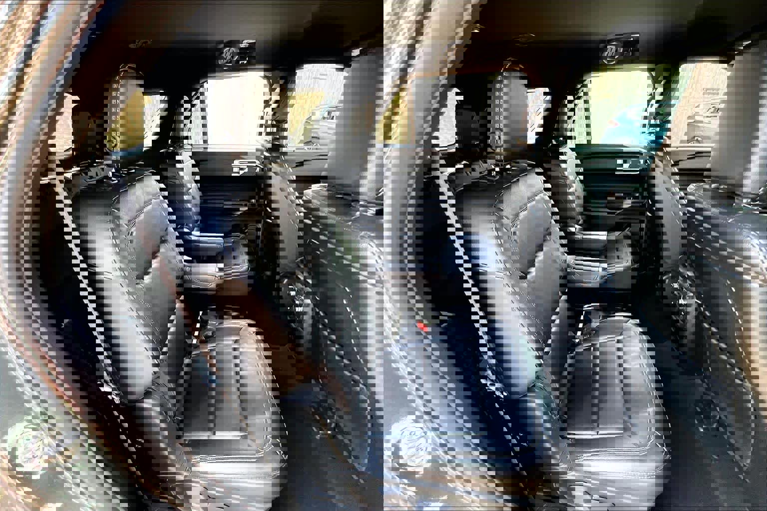 Certified 2020 Ford Explorer XLT w/ Equipment Group 202A RWD image 20