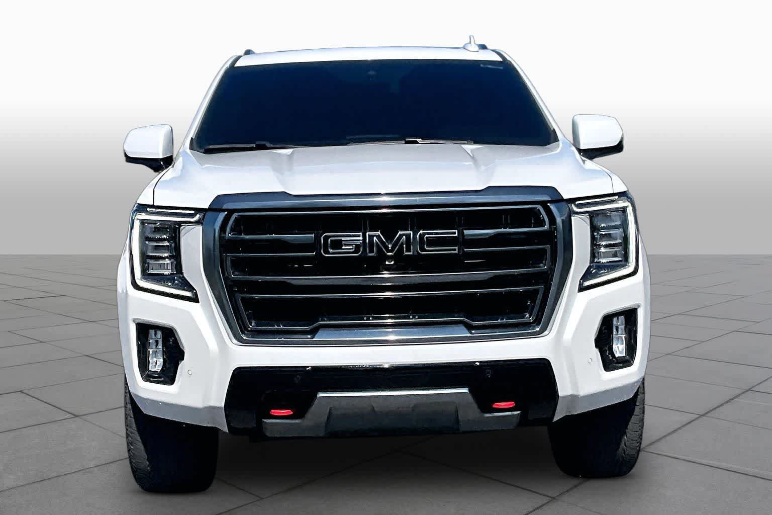 Used 2024 GMC Yukon AT4 w/ AT4 Premium Plus Package AWD/4WD image 4
