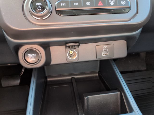 Certified 2025 Ford Maverick XLT w/ XLT Luxury Package AWD/4WD image 41