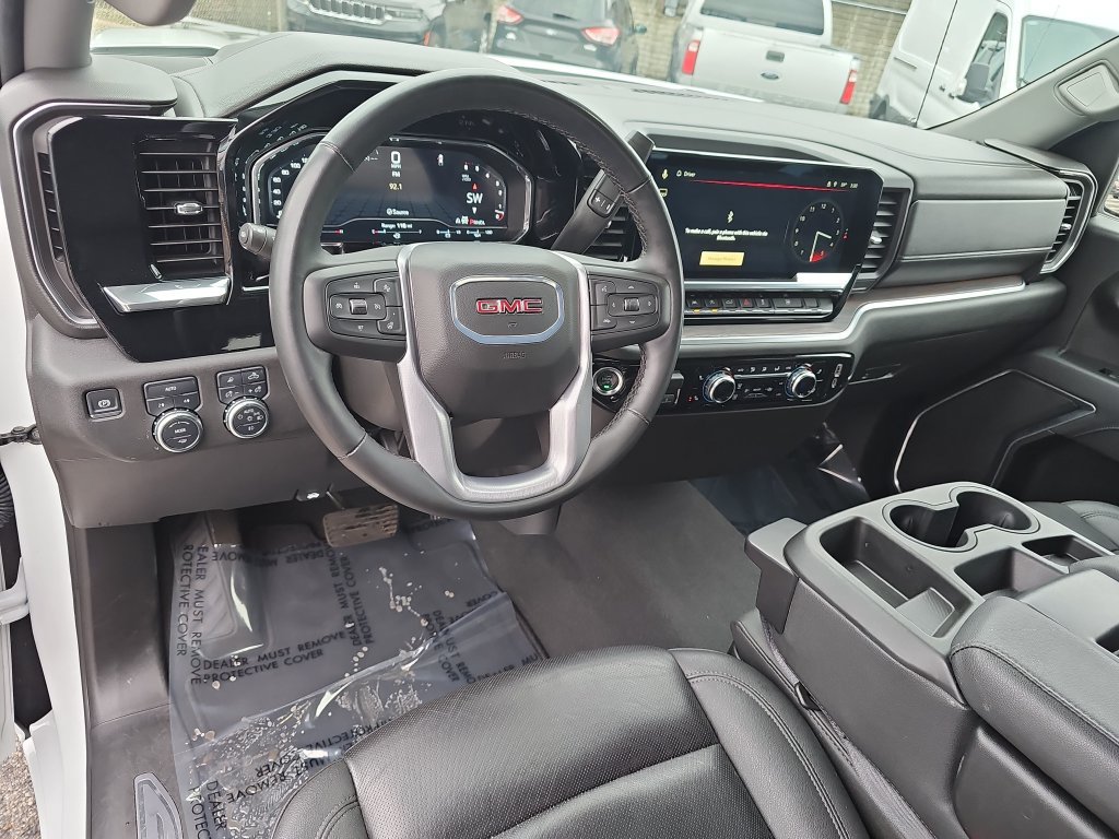 Used 2025 GMC Sierra 1500 SLT AWD/4WD image 15