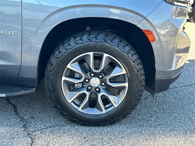 Used 2022 Chevrolet Tahoe LT w/ LT Signature Package image 12