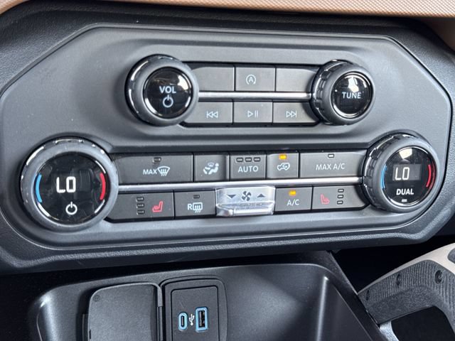 Certified 2024 Ford Bronco Outer Banks AWD/4WD image 19