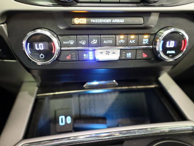 Certified 2022 Ford F250 Lariat w/ Black Appearance Package image 27