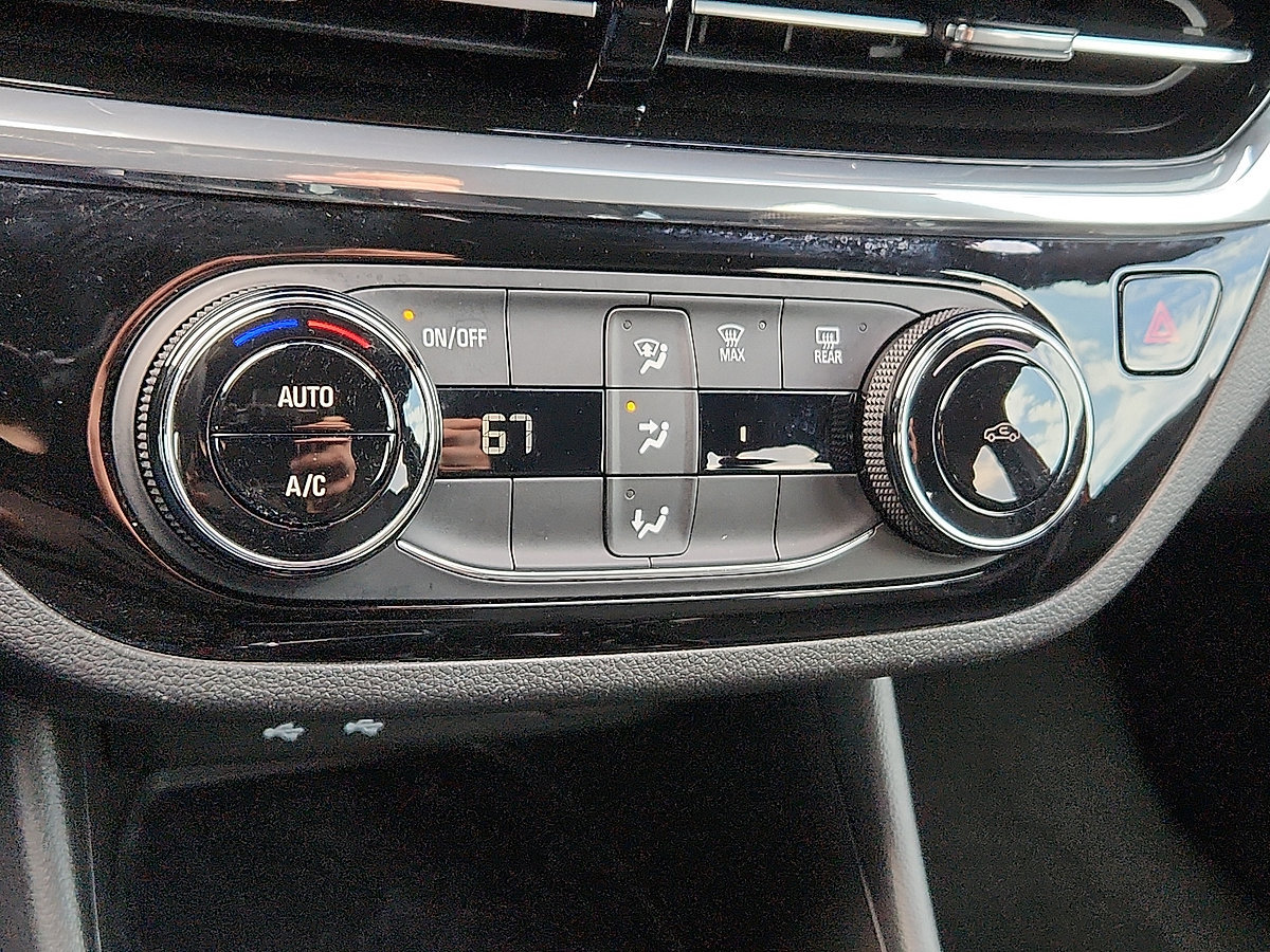 Used 2026 Buick Envista Sport Touring FWD image 27