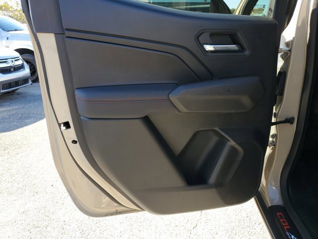 Used 2024 Chevrolet Colorado Z71 w/ Z71 Convenience Package 2 image 12