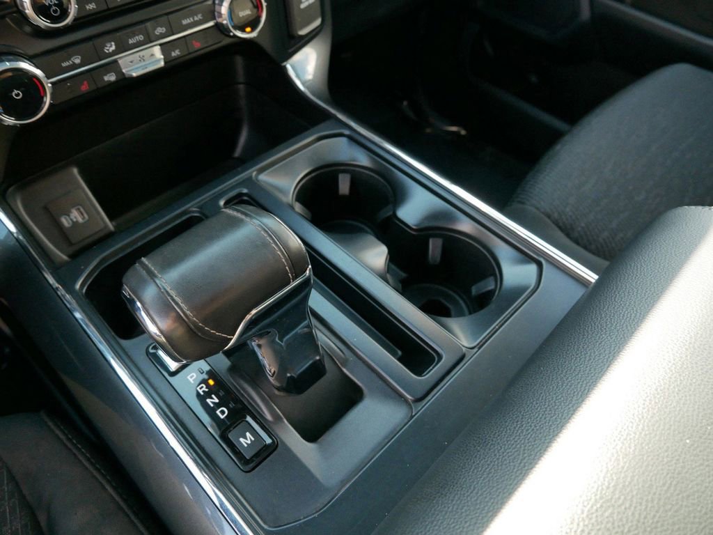 Certified 2022 Ford F150 XLT w/ Equipment Group 302A High image 28