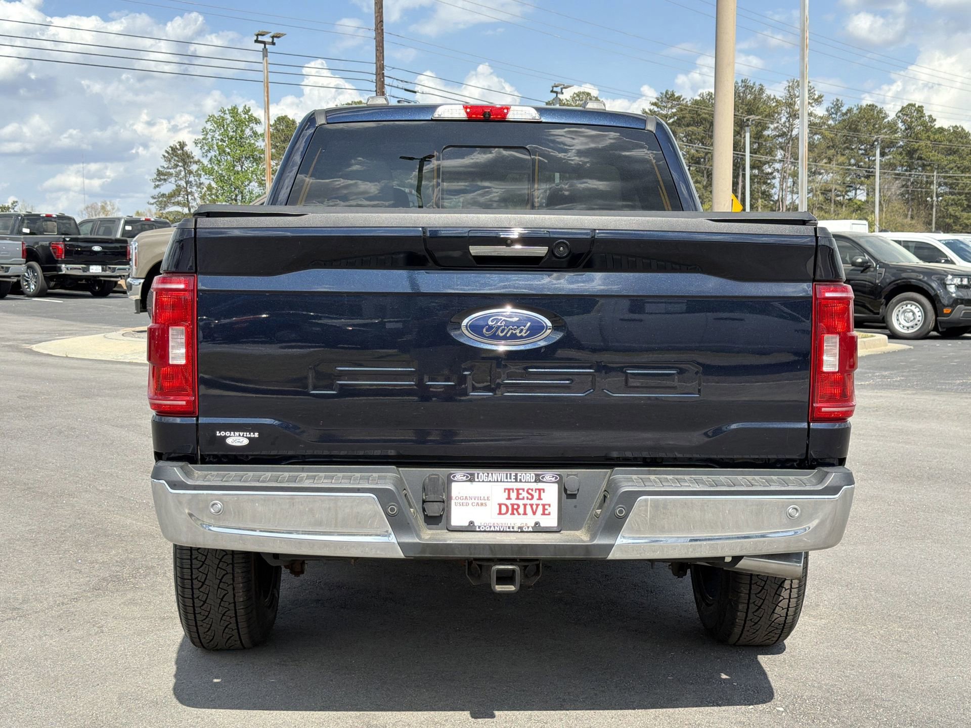 Certified 2022 Ford F150 XLT w/ Equipment Group 302A High image 3