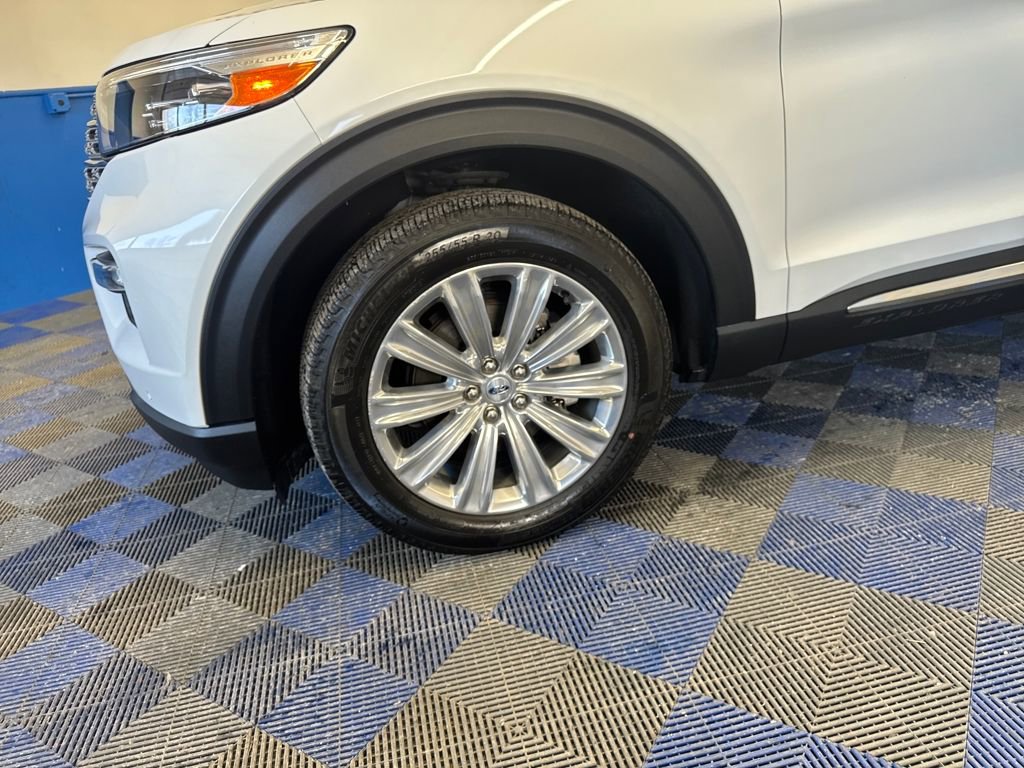 Certified 2022 Ford Explorer Limited w/ Limited Technology Package image 29