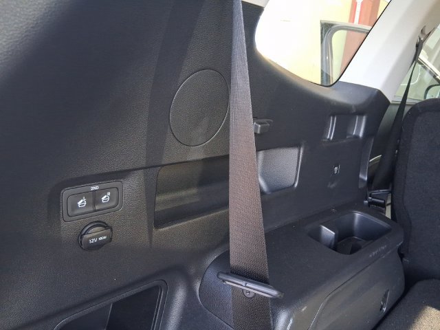Used 2025 Kia Telluride S AWD/4WD image 24