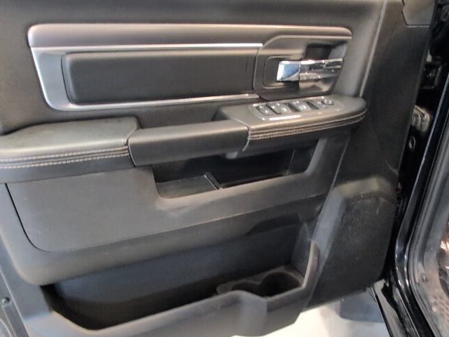 Used 2022 RAM 1500 Warlock AWD/4WD image 12
