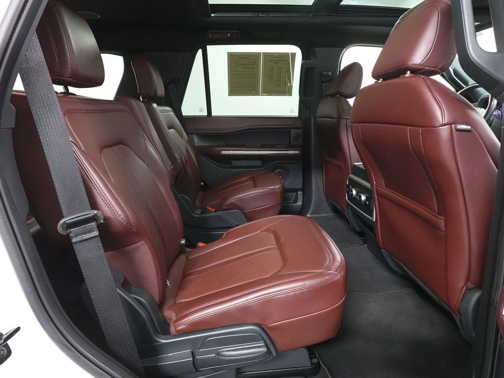 Certified 2024 Ford Expedition Limited image 29