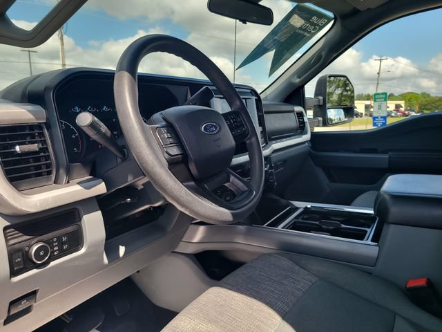 Certified 2025 Ford F250 XLT w/ FX4 Off-Road Package AWD/4WD image 10