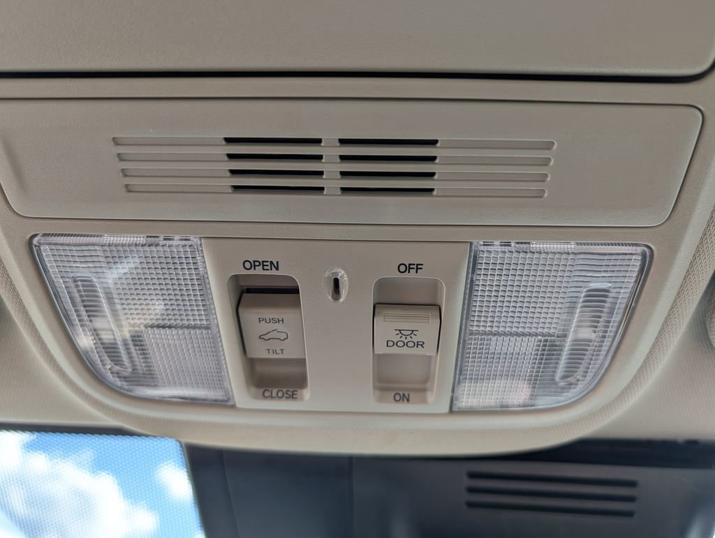 Used 2022 Honda CR-V EX image 18