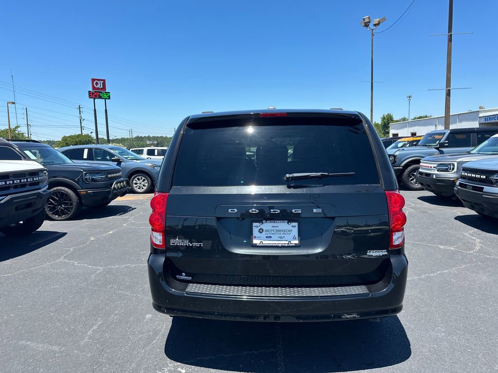 Used 2020 Dodge Grand Caravan SE FWD image 6