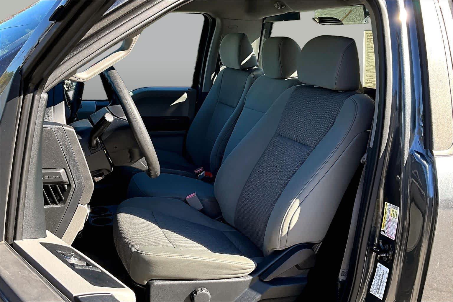 Certified 2019 Ford F250 XL w/ XL Value Package AWD/4WD image 8