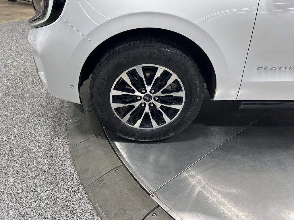 Certified 2025 Ford Expedition Max Platinum AWD/4WD image 40