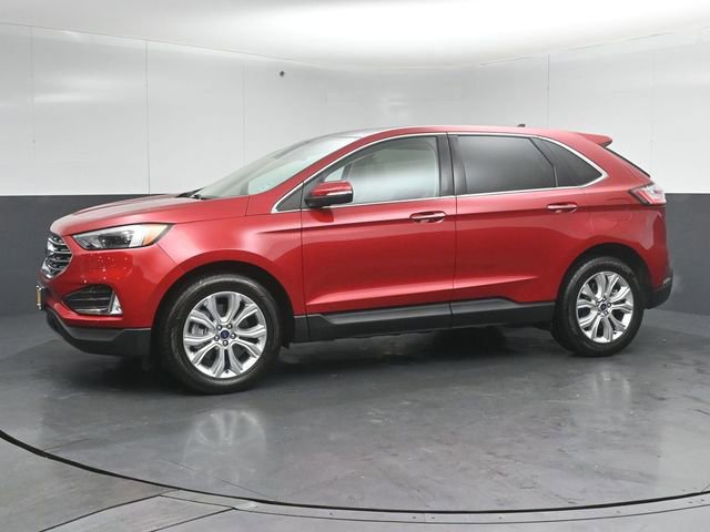 Certified 2022 Ford Edge Titanium w/ Class II Trailer Tow Package image 4
