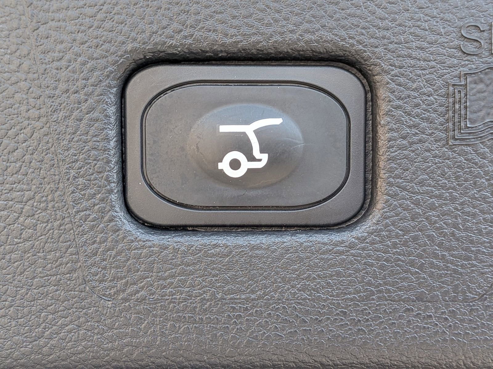 Certified 2024 Ford Edge SEL w/ Convenience Package image 16