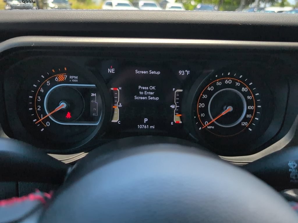 Used 2024 Jeep Wrangler Unlimited Rubicon w/ Technology Group AWD/4WD image 15